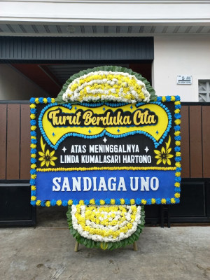 Papan Bunga Duka di Buton Tengah